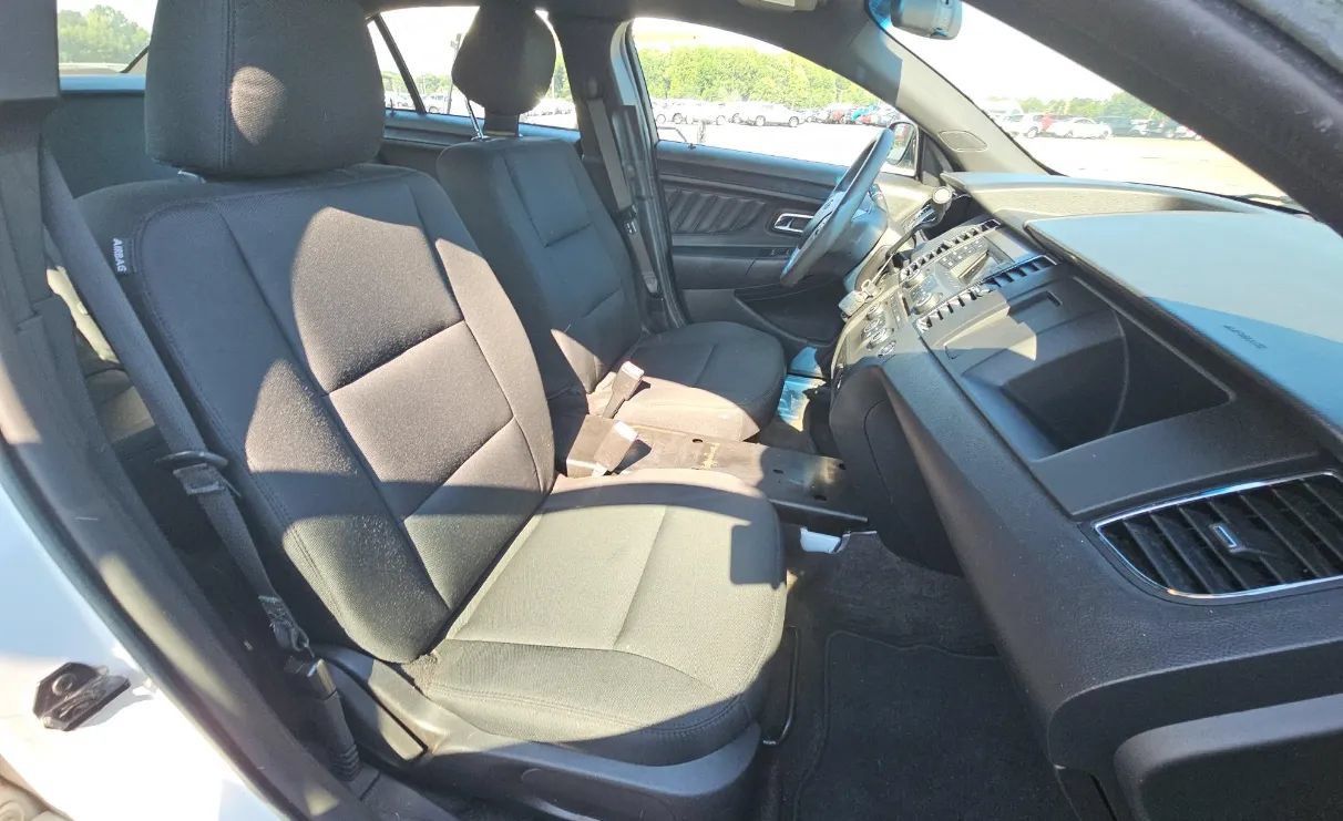 Used 2016 Ford Taurus Police Interceptor FWD image 6