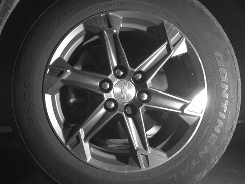 Used 2025 Chevrolet Blazer LT image 12