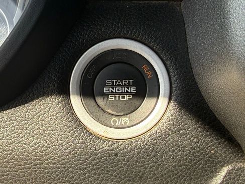 Used 2021 RAM 1500 Lone Star w/ Built-to-serve Edition image 36