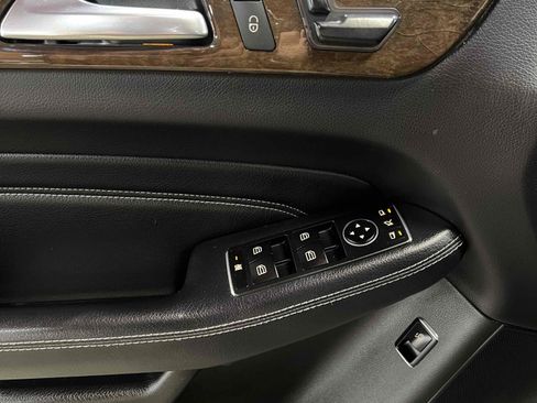 Used 2015 Mercedes-Benz ML 350 4MATIC w/ Premium 1 Package image 97