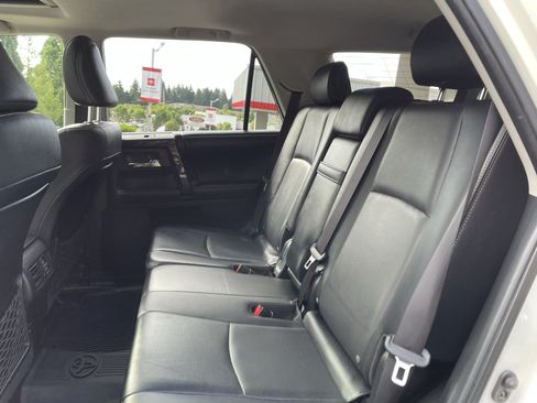 Used 2019 Toyota 4Runner Limited AWD/4WD image 13