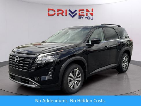 New 2026 Nissan Pathfinder SL FWD image 1