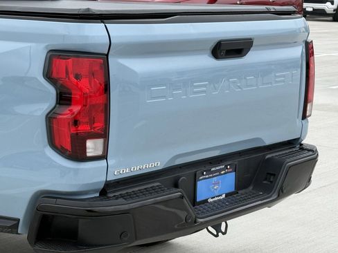 Certified 2025 Chevrolet Colorado W/T RWD image 5