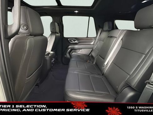 Used 2022 Chevrolet Tahoe Z71 w/ Luxury Package AWD/4WD image 26