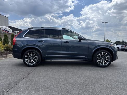 Used 2019 Volvo XC90 T6 Momentum w/ Advanced Package AWD/4WD image 10