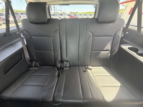 Used 2016 Chevrolet Suburban LT AWD/4WD image 18