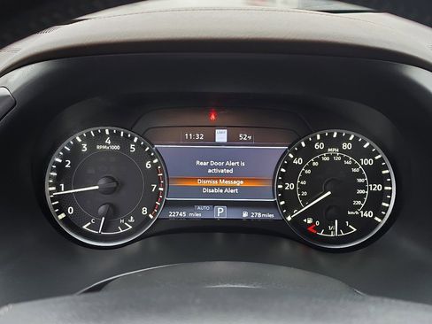 Used 2023 Nissan Armada Platinum w/ Captain's Chairs Package image 31