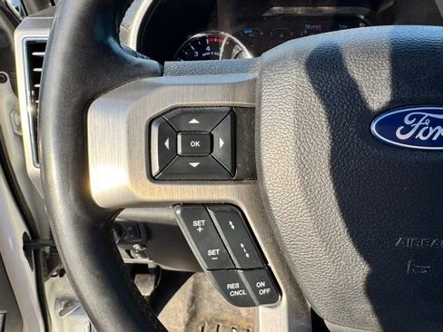 Used 2020 Ford F450 Platinum w/ FX4 Off-Road Package image 17