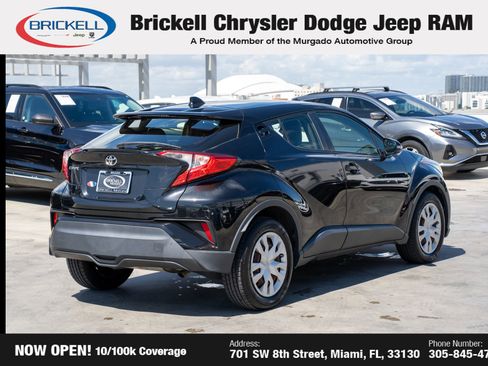 Used 2020 Toyota C-HR LE image 5