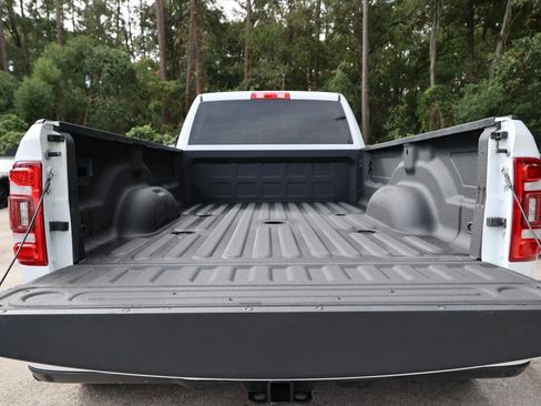 Used 2023 RAM 3500 Big Horn w/ Level 1 Equipment Group image 19