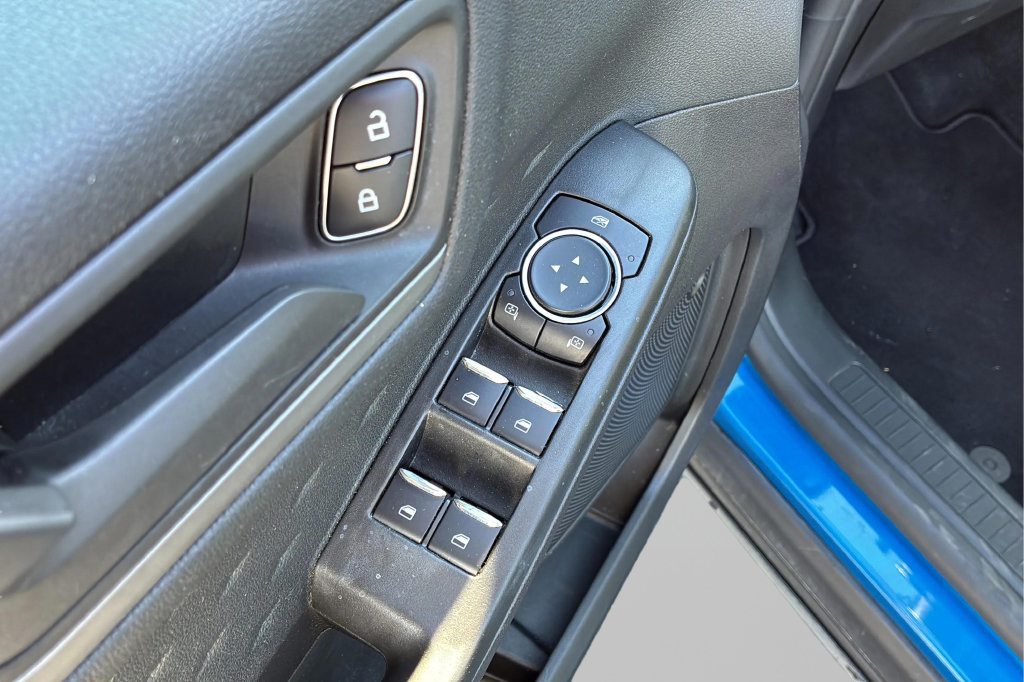 Used 2020 Ford Escape S FWD image 26