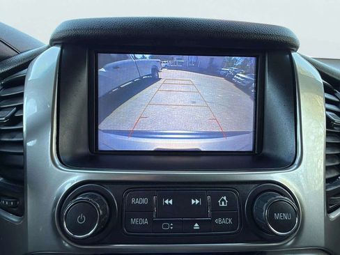 Used 2019 Chevrolet Tahoe LS AWD/4WD image 10