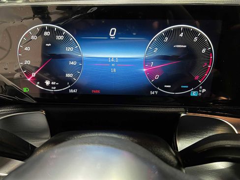 New 2026 Mercedes-Benz GLB 250 4MATIC image 31