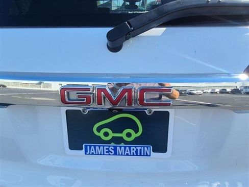 Certified 2023 GMC Acadia SLT image 62