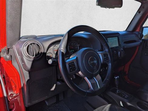 Used 2017 Jeep Wrangler Freedom Edition image 12