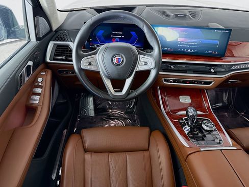 Certified 2024 BMW ALPINA XB7 image 24