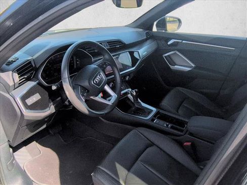 Used 2025 Audi Q3 2.0T Premium AWD/4WD image 9