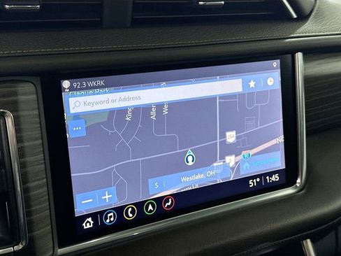 Used 2021 GMC Yukon Denali w/ Denali Premium Package image 14