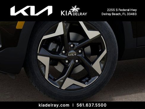 New 2025 Kia Seltos S image 9