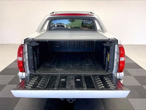 Used 2013 Chevrolet Avalanche LT AWD/4WD image 27
