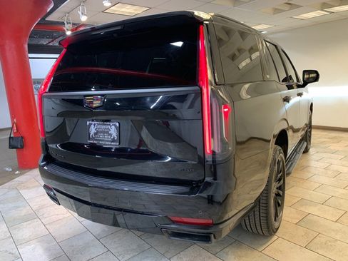 Used 2023 Cadillac Escalade Premium Luxury w/ Performance Package AWD/4WD image 9