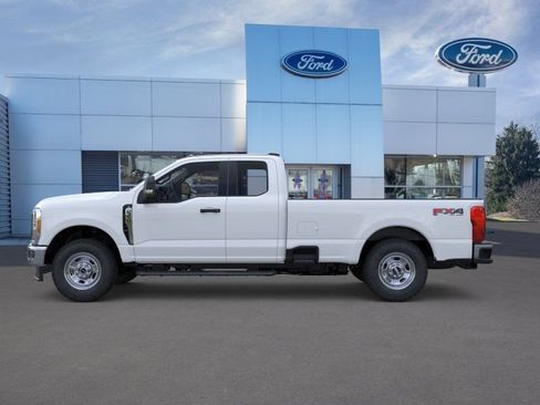 New 2026 Ford F350 XL w/ FX4 Off-Road Package AWD/4WD image 4
