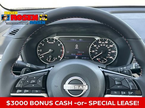 New 2025 Nissan Altima 2.5 SR image 18