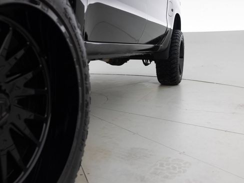 Used 2022 Chevrolet Silverado 1500 LT Trail Boss image 22