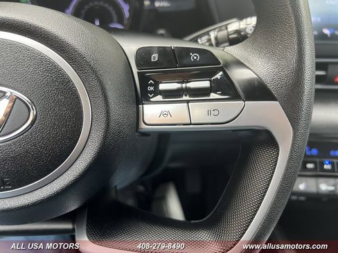 Used 2022 Hyundai Elantra Blue FWD image 20