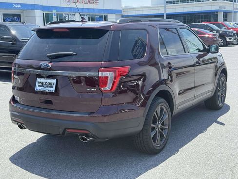 Used 2019 Ford Explorer XLT w/ Equipment Group 202A AWD/4WD image 2