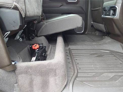 Used 2025 GMC Sierra 2500 Denali w/ Technology Package image 19