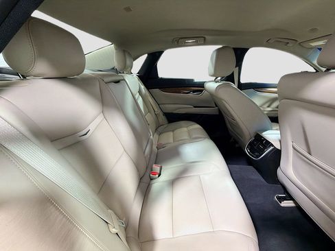 Used 2018 Cadillac XTS Luxury AWD/4WD image 30