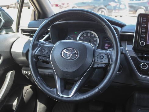 Used 2020 Toyota Corolla SE w/ SE Premium Package image 17