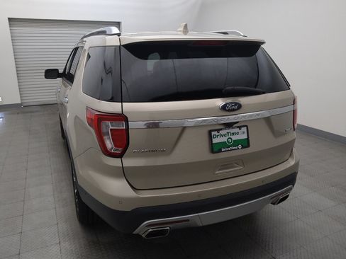 Used 2017 Ford Explorer Platinum AWD/4WD image 6