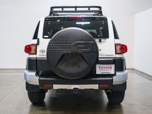 Used 2010 Toyota FJ Cruiser 4WD image 8