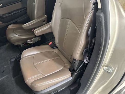 Used 2014 GMC Acadia SLT FWD image 23