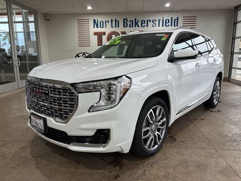 Used 2024 GMC Terrain Denali w/ LPO, Cargo Package AWD/4WD image 6