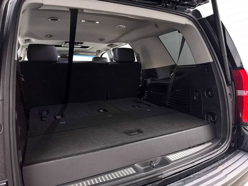 Used 2020 Chevrolet Tahoe LT image 32