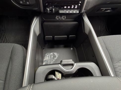 New 2026 RAM 2500 Lone Star AWD/4WD image 15