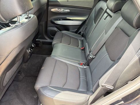 Used 2023 Genesis GV70 2.5T w/ Sport Prestige Package AWD/4WD image 22