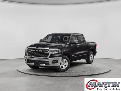 Used 2025 RAM 1500 Big Horn AWD/4WD image 1