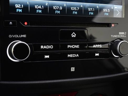 Used 2018 Subaru Crosstrek 2.0i Limited image 29