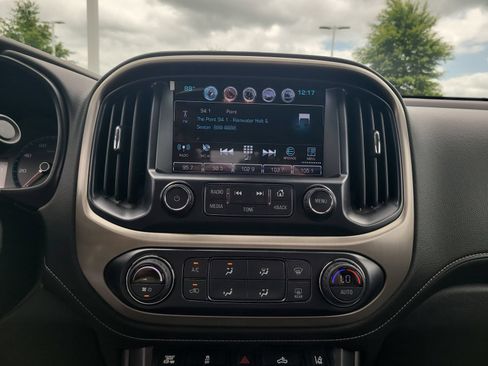 Used 2018 GMC Canyon Denali AWD/4WD image 18