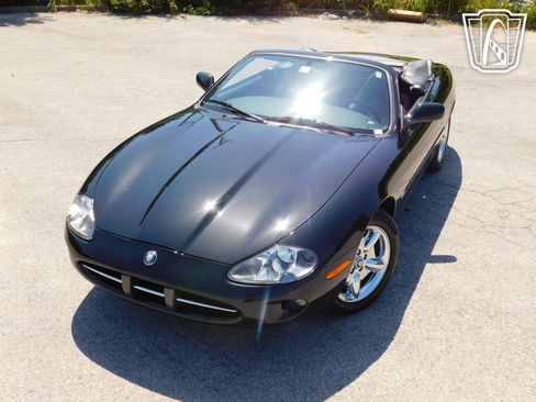 Used 1998 Jaguar XK8 image 5