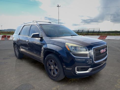 Used 2016 GMC Acadia SLE FWD image 2