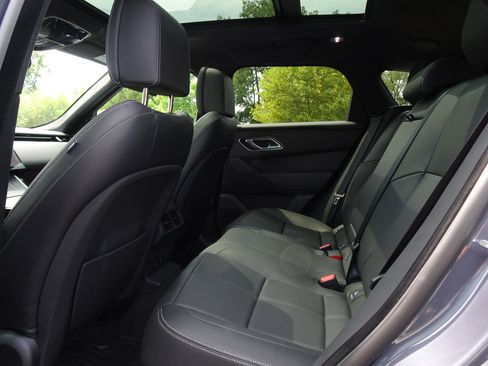 Used 2026 Land Rover Range Rover Velar Autobiography AWD/4WD image 19