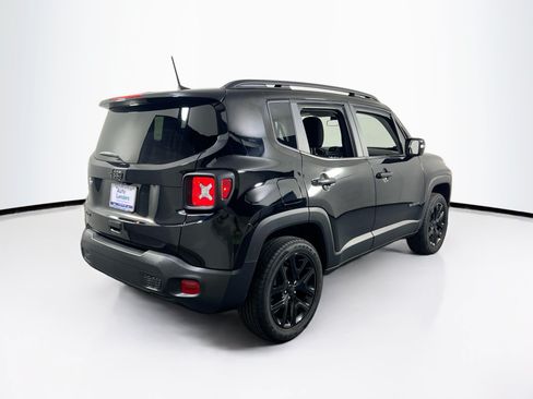 Used 2023 Jeep Renegade Altitude AWD/4WD image 5