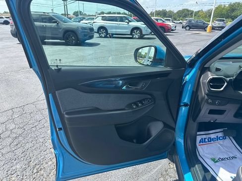 Used 2025 Chevrolet TrailBlazer LT AWD/4WD image 10