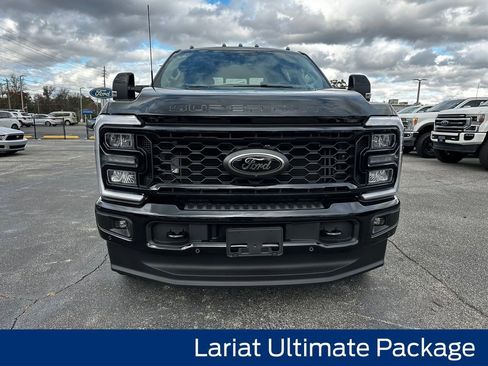 New 2026 Ford F250 Lariat w/ Black Appearance Package image 11