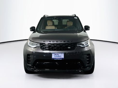 Used 2024 Land Rover Discovery Dynamic SE AWD/4WD image 2